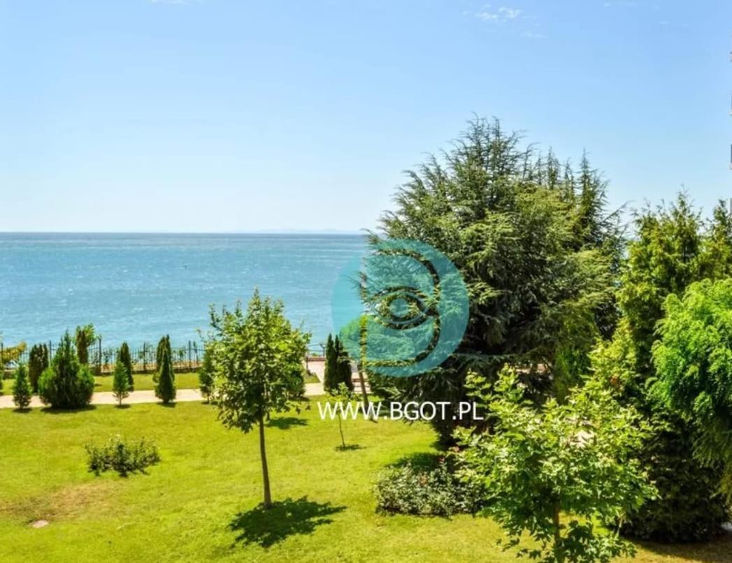 Panorama Marina Fort Beach - Premium Apartments Sea Viev Sveti Vlas Exterior photo